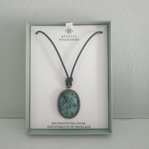 NWT ATTERRI Reconstituted Stone Necklace - Picture 2 of 4